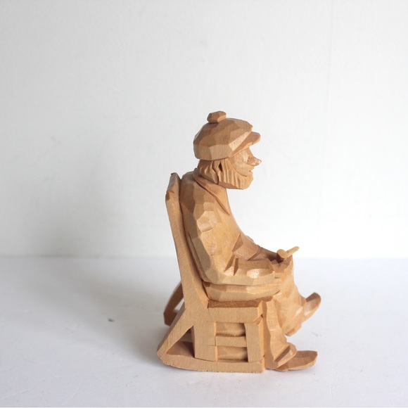 Vintage D. Daigle Signed Québec Hand Carved Wood Man, French Canadian Folk Art - Picture 4 of 7